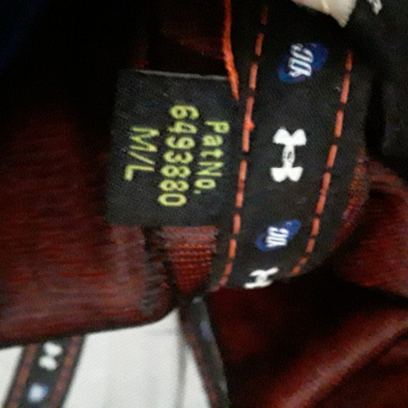 Superman DC Comics/Underarmour Fitted Hat - Picture 10 of 15